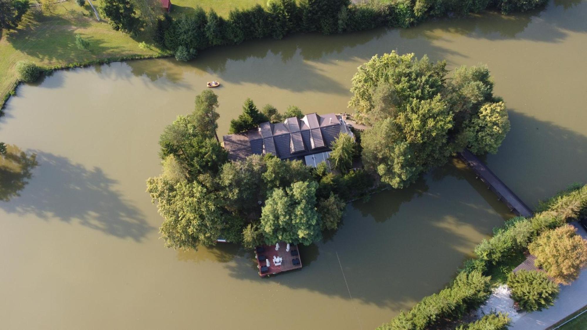 Hotel Glamping Rajska Vas Šentjur Exterior foto